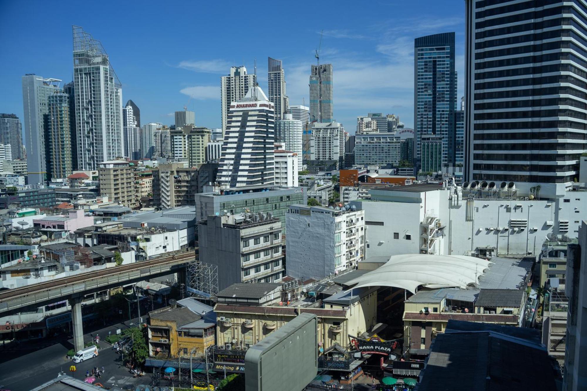 Nysa Hotel Bangkok Sukhumvit 11 Dış mekan fotoğraf San Diego skyline